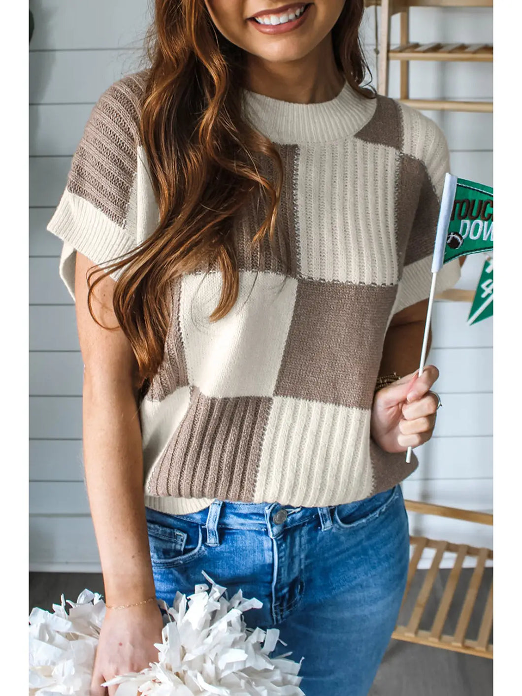 Beau Checks Top