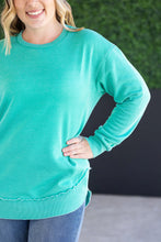 Load image into Gallery viewer, Talia Vintage Wash Pullover