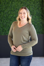 Load image into Gallery viewer, Larissa Olive