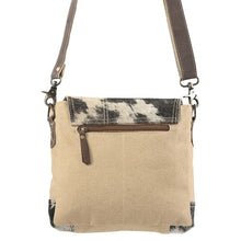 Load image into Gallery viewer, LB149 Messenger Bag