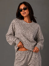 Load image into Gallery viewer, Lume Sweater