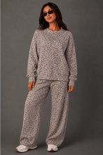 Load image into Gallery viewer, Lume Sweater